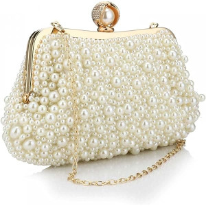 Sexy Clutches: How to Buy &amp; Wear a Designer Clutch Bag